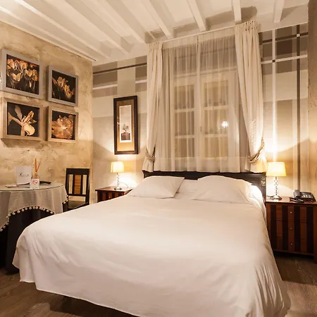 Hotel El Bosque De La Anjana Selores