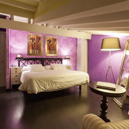 El Bosque De La Anjana 3*