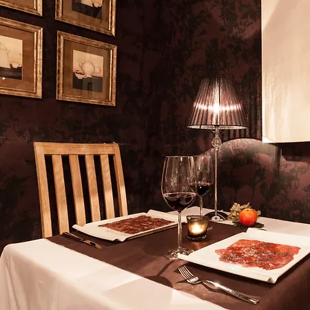 El Bosque De La Anjana 3*