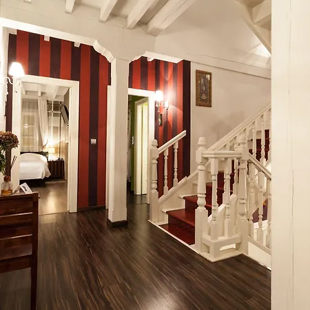 El Bosque De La Anjana Hotel 3*