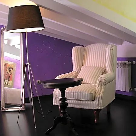 Hotell El Bosque De La Anjana 3*