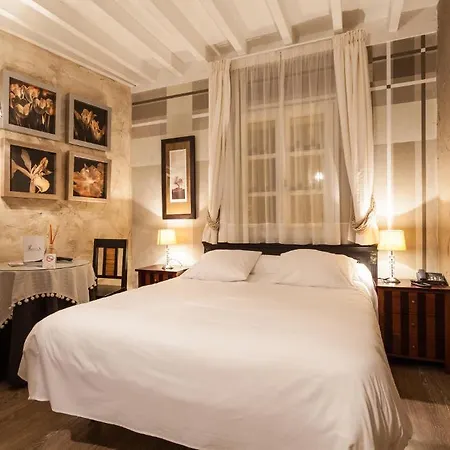 El Bosque De La Anjana Hotel 3*