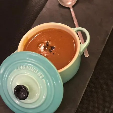 El Bosque De La Anjana Selores