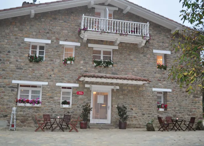 El Bosque De La Anjana Hotel 3*