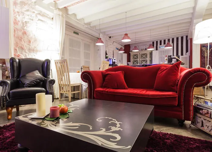 El Bosque De La Anjana Selores