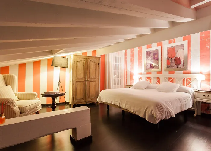 فندق El Bosque De La Anjana 3*