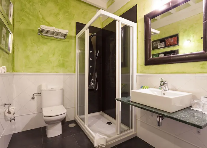 El Bosque De La Anjana Selores