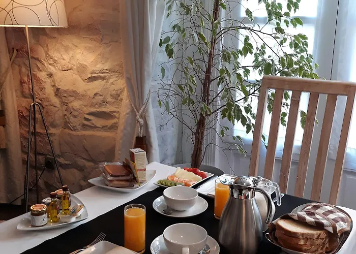 Hotel El Bosque De La Anjana 3*