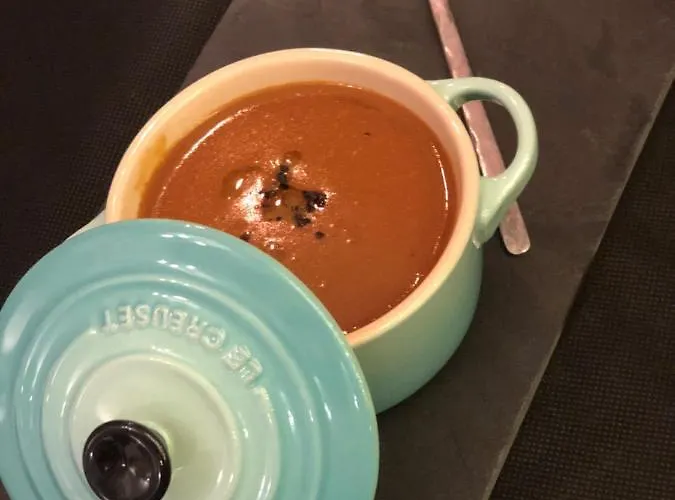 El Bosque De La Anjana Selores